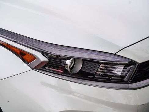 Certified 2024 Kia Forte LXS image 3