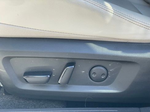 Certified 2024 Nissan Rogue SL w/ SL Premium Package image 16