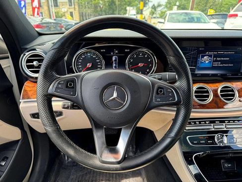 Used 2017 Mercedes-Benz E 300 4MATIC image 14