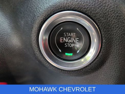 Used 2021 Chevrolet Silverado 1500 LT w/ Bed Protection Package AWD/4WD image 18