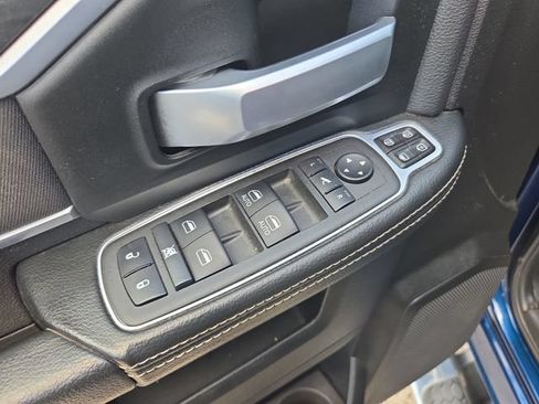 Used 2024 RAM 3500 Big Horn w/ Sport Appearance Package AWD/4WD image 15
