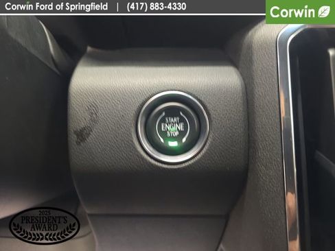 Used 2024 GMC Acadia Elevation image 28