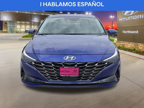 Used 2023 Hyundai Elantra Limited image 5