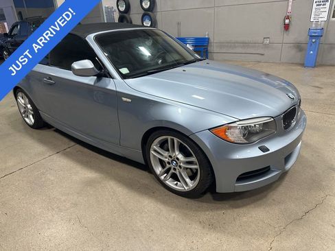 Used 2012 BMW 135i Convertible image 2