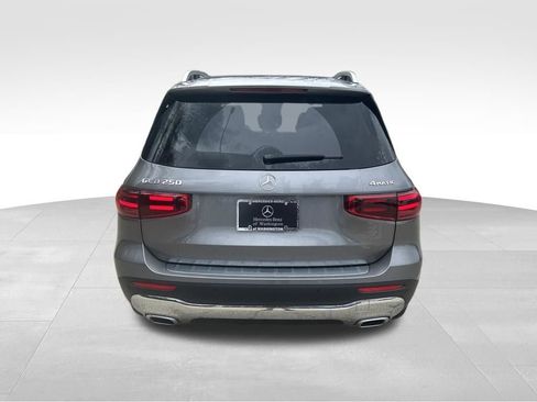 New 2026 Mercedes-Benz GLB 250 4MATIC image 4