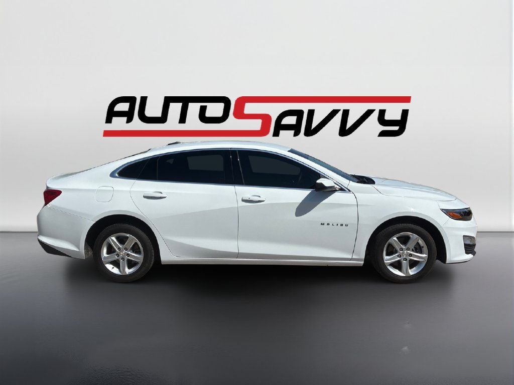 Used 2024 Chevrolet Malibu LS w/ Driver Confidence Package FWD image 4