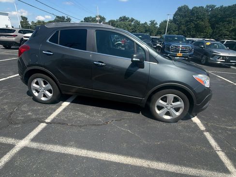 Used 2016 Buick Encore FWD image 3