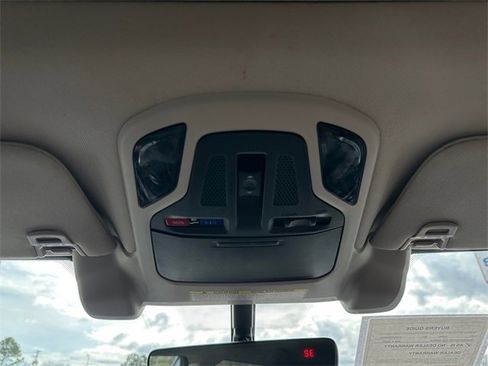 Used 2021 Subaru Outback Touring XT image 28