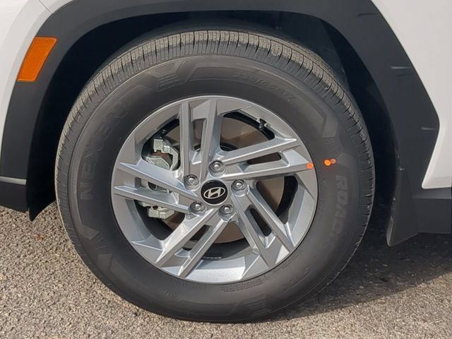 New 2025 Hyundai Tucson SE FWD image 11
