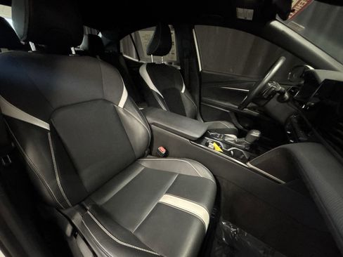 Certified 2025 Toyota Camry SE image 38