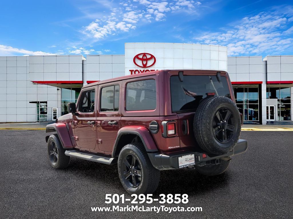 Used 2021 Jeep Wrangler Unlimited Sahara AWD/4WD image 3