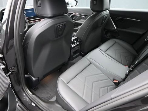 New 2026 BMW i5 eDrive40 image 20