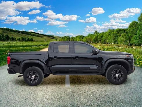 Used 2023 GMC Canyon Elevation w/ Elevation Premium Package RWD image 7