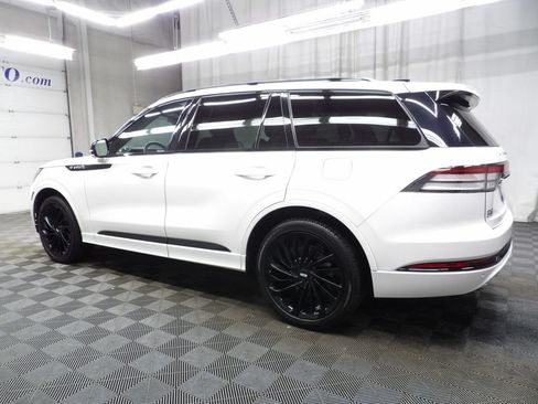 Used 2025 Lincoln Aviator Reserve w/ Luxury Package AWD/4WD image 6