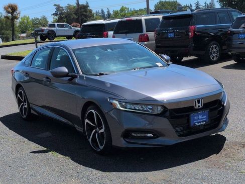 Used 2019 Honda Accord Sport image 7