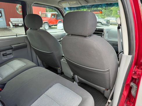 Used 2003 Ford Explorer Sport Trac XLT image 42