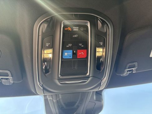 Used 2024 Dodge Charger R/T w/ Plus Group image 29