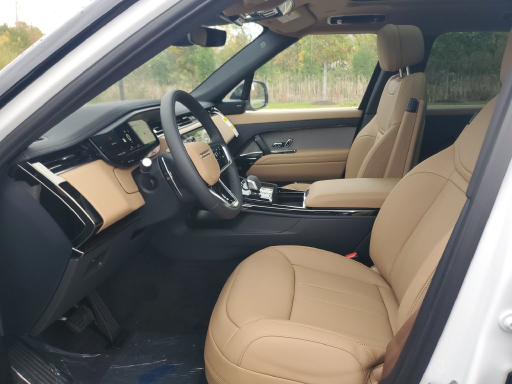 New 2027 Land Rover Range Rover Sport SE AWD/4WD image 12