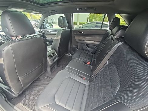 Used 2021 Volkswagen Atlas Cross Sport SEL Premium R-Line AWD/4WD image 31