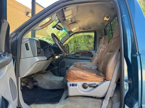 Used 2004 Ford F350 XLT AWD/4WD image 12