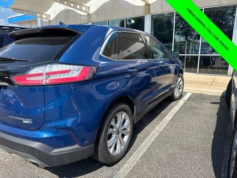 Used 2020 Ford Edge Titanium w/ Equipment Group 301A AWD/4WD image 9