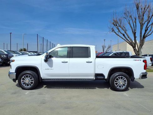 Certified 2024 Chevrolet Silverado 2500 LTZ w/ LTZ Convenience Package image 26