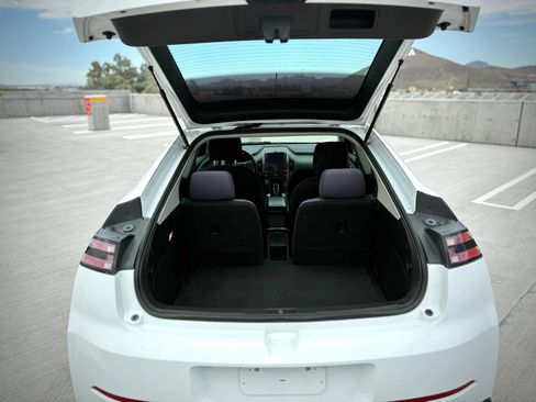 Used 2014 Chevrolet Volt FWD image 20