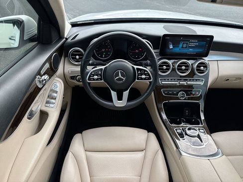 Used 2019 Mercedes-Benz C 300 Sedan image 14