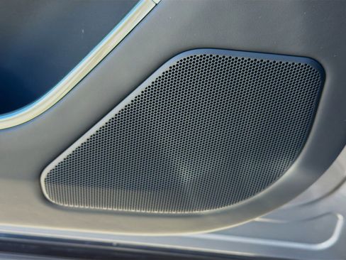 New 2026 Land Rover Range Rover Long Wheelbase SE image 24