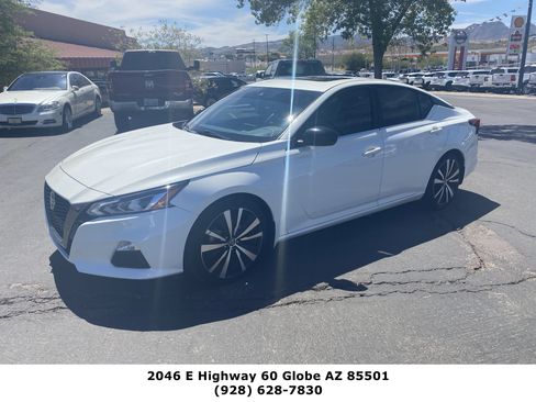Used 2021 Nissan Altima 2.0 SR FWD image 1