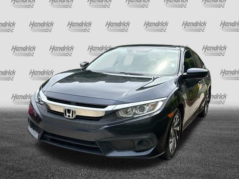 Used 2018 Honda Civic EX image 5