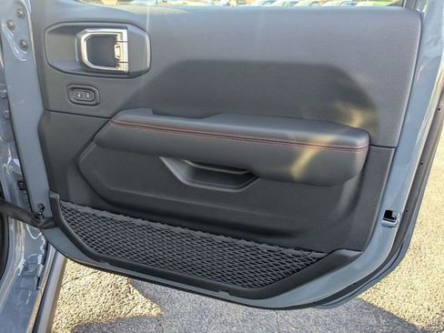 New 2026 Jeep Gladiator Rubicon image 32