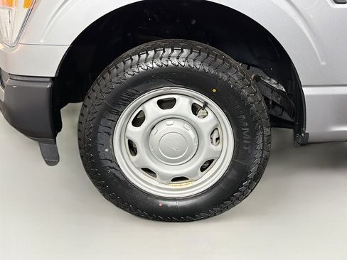 Used 2021 Ford F150 XL w/ Trailer Tow Package image 25
