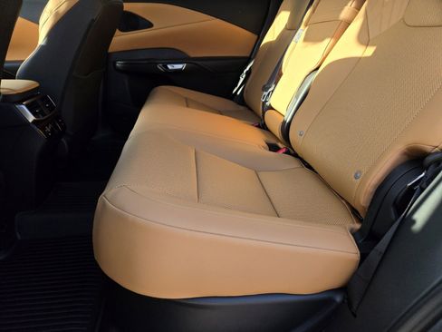 New 2026 Lexus RX 450h AWD image 8