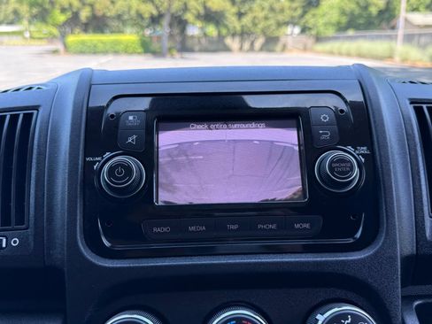 Used 2021 RAM ProMaster 2500 FWD image 17