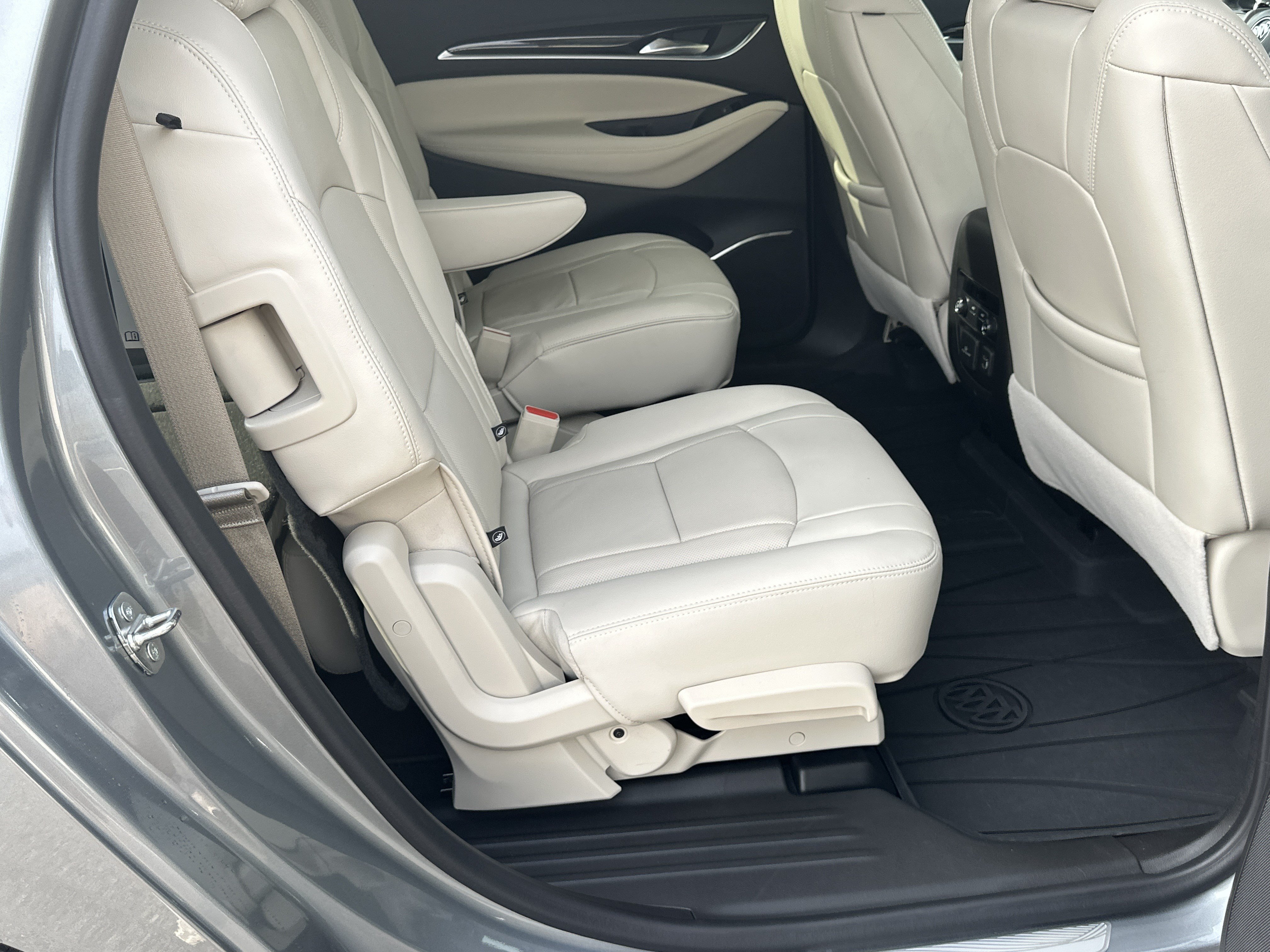 Certified 2023 Buick Enclave Essence w/ Experience Buick Package FWD image 20