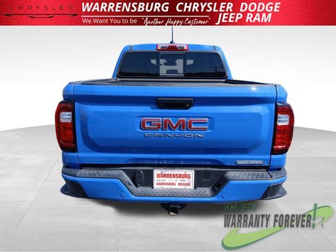 Used 2025 GMC Canyon Elevation w/ Convenience Package AWD/4WD image 5