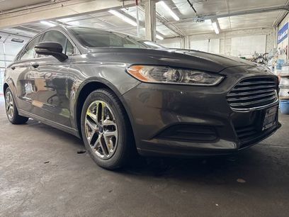 Used 2016 Ford Fusion SE