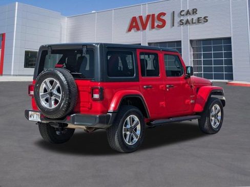 Used 2022 Jeep Wrangler Unlimited Sahara w/ Cold Weather Group AWD/4WD image 6