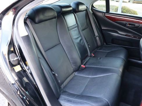 Used 2010 Lexus LS 460 image 41
