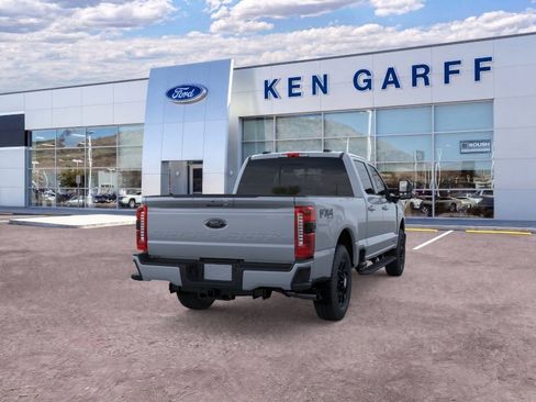 New 2026 Ford F250 Lariat w/ Black Appearance Package AWD/4WD image 9