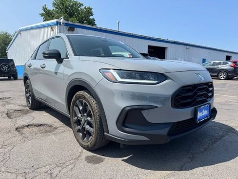 Used 2024 Honda HR-V Sport image 8