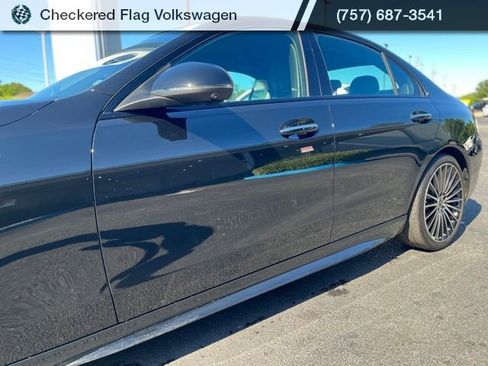 Used 2024 Mercedes-Benz C 300 4MATIC Sedan image 9