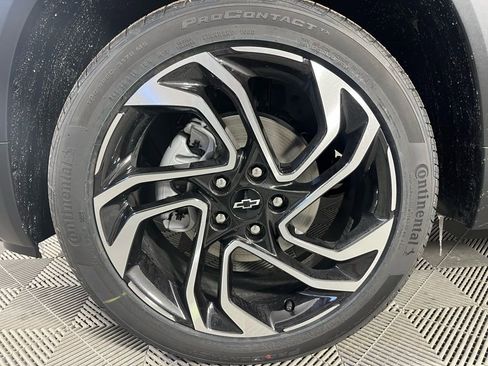 New 2026 Chevrolet Trax RS w/ Sunroof Package image 13
