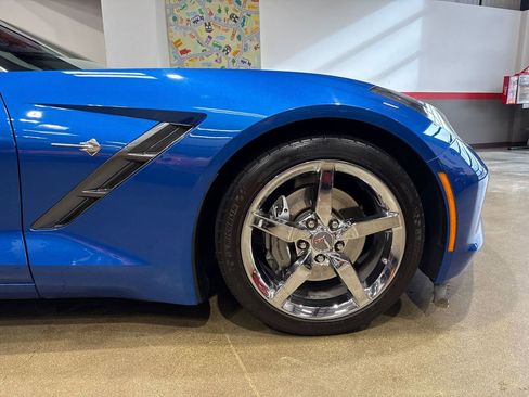 Used 2014 Chevrolet Corvette Stingray Convertible w/ 2LT Preferred Equipment Group image 38