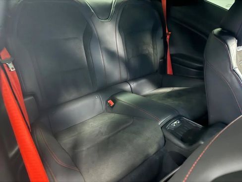 Used 2019 Chevrolet Camaro ZL1 RWD image 14