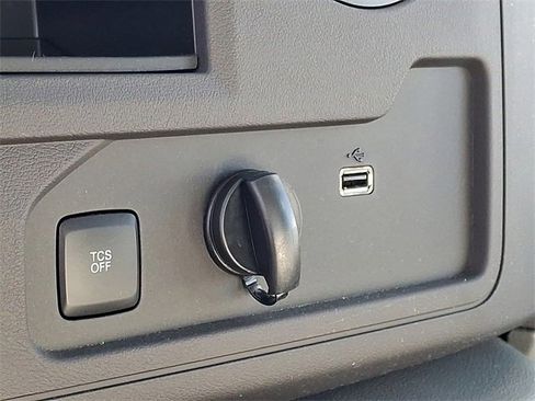 Used 2024 Ford E-450 and Econoline 450 Super Duty w/ Driver's Safety Package image 21