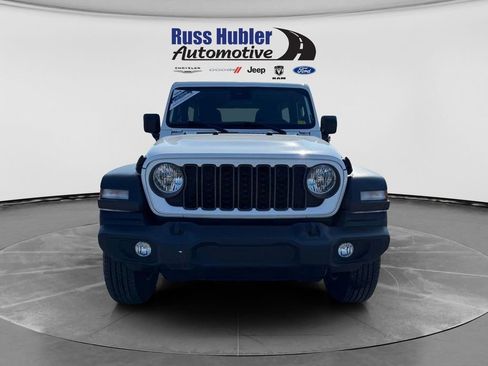 Used 2024 Jeep Wrangler Unlimited Sport AWD/4WD image 9