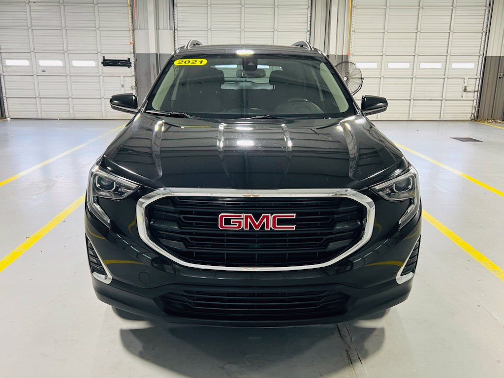 Used 2021 GMC Terrain SLE w/ Driver Convenience Package FWD image 10