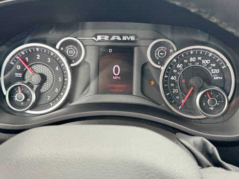 Used 2025 RAM 2500 Big Horn AWD/4WD image 20